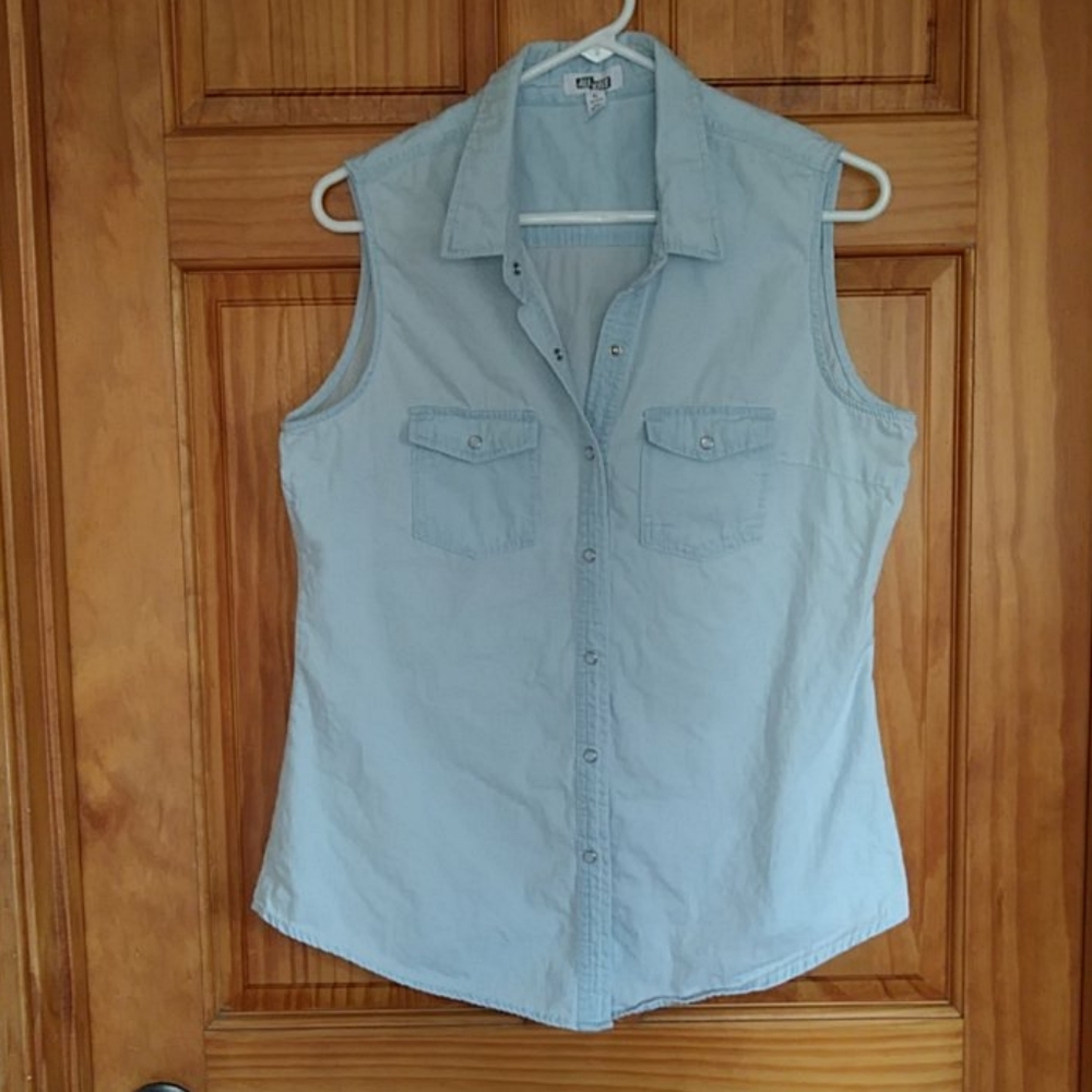 Ali & Kris Chambray Women's Top Size XL